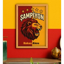 Bk Gift Kişiye Özel Sarı Kırmızı 5 Yıldız Aslan Taraftar Tasarımlı Ahşap Çerçeveli Tablo-3 40 x 25 cm , Taraftar Hediyesi, Doğum Günü Hediyesi, Arkadaşa Hediye