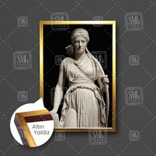 Arthemis Ay Tanrıçası Yunan Mitolojisi Avcılık Okçuluk Heykel Çerçeveli Dikey Kanvas Tablo