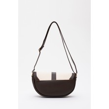 Shaka Krem-Kahverengi Shk92 Kilit Detaylı  Deri Tek Bölmeli Çıtçıtlı El, Kol Ve Omuz Çantası U:15 E:25 G:6 Cm