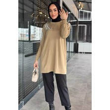 Julude Taş Işlemeli Bisiklet Yaka Tesettür Triko Tunik P-00015650