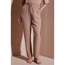 Fashion Friends Relaxed Fit Normal Bel Düz Paça Pantolon Bayan Pantolon 25Y0550K1