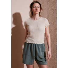 Fashion Friends Slim Fit Dokulu Bisiklet Yaka Bluz Bayan Bluz 25Y0234K1