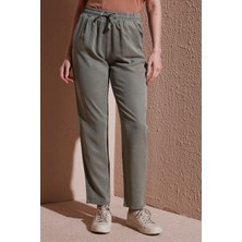 Fashion Friends Comfort Fit Yüksek Bel Düz Paça Pantolon Bayan Pantolon 25Y0477K1