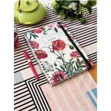 Mcreative Victoria's Journals Sert Kapak Spiralli Defter Lastikli 20X28 cm .90 Gr. 120 Yaprak 40 Çizg