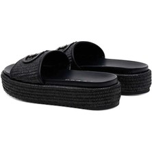 Guess Kadın Lonney Siyah Logolu  Sandalet