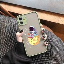 Iphone Xs Uyumlu Kenarlıklı Uzay Desenli Yeşil Kılıf