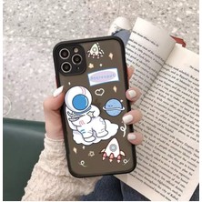 Iphone 12 Pro Uyumlu Kenarlıklı Uzay Desenli Siyah Kılıf