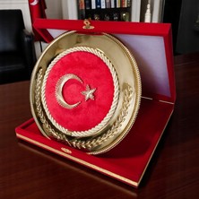 Türk Bayrağı Filografi Plaket – 30x30  cm  Kadife Üzeri-Gold Tabaklı