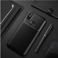 Ermer Xiaomi Mi A2 Lite Uyumlu Karbon Görünümlü Premium Dayanıklı ve Ince Kılıf