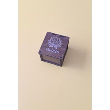 Kişiye Özel Lotus Çiçeği Desenli Çok Amaçlı Kutu - 6 x 5,5 x 4 cm