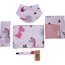 Pembe Dino Desenli %100 Pamuklu 2 Katlı Müslin & Pike 5'li Bebek Seti, Bebek Battaniyesi, Mendil