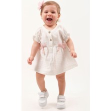 %100 Pamuk Nefes Alan Yazlık Kız Bebek Takımı – Müslin Külot Şortlu (9-12-18-24 Ay)