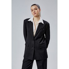 Siyah Gömlek Detaylı Regular Blazer Ceket