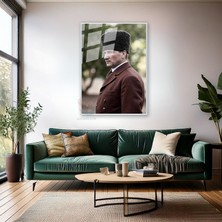 Renklendirilmiş Görsel Atatürk Metal Çerçeveli Cam Tablo Modeli Dikey Duvar Tablosu Ofis Ev Dekoru