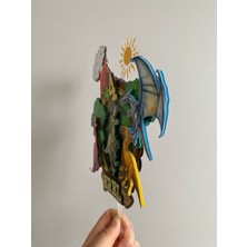 Dinozor Temalı 3D Cake Topper – Isme Özel Doğum Günü Pasta Süsü
