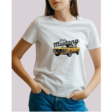 Sarı Ford Mustang Klasik Otomobil Baskılı Tişört