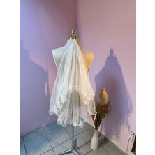 Kırık Beyaz Simli Dalgalı 1.50 Metre Taraklı Duvak