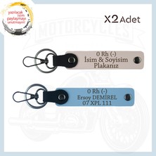 Pudra-Gök Mavi, Motorcu Tarzına, Isim Plaka ve 0 Rh (-) Kan Grubu Yazılı Hediyelik 2'li Anahtarlık