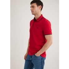 Mavi Yaka Detaylı Kırmızı Polo Tişört 062373-28441
