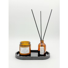 Vanilla Dream Amber Set – Siyah Tepsi Üzerinde Vanilya Kokulu Şık Mum ve Oda Kokusu