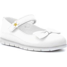 Rakerplus Beyaz Rugan Fiyonklu Papatya Detaylı Cırtlı Kız Çocuk Babet