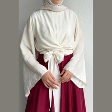 Kuşak Detaylı Krem Bluz