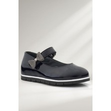 Rakerplus Hakiki Deri Siyah Rugan Kurdele Detaylı Kız Çocuk Babet