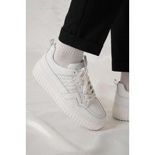 Shoetyle - Beyaz Hakiki Deri Bağcıklı Erkek Sneaker 115-K502