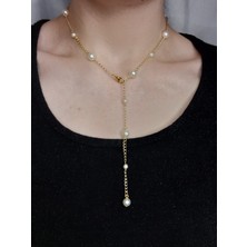 Crystal Atelier Inci Kolye, Incili Kolye, Barok Inci Kolye, Kararmaz Altın Kaplama Zincir Kolye, Sarkıntılı Kadın Inci Kolye, Choker Inci Kolye, Altın Kaplama Zincirli Inci Kolye, Hediyelik Kolye