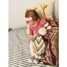 Amigurumi El Örgüsü Uyku ve Oyun Arkadaşı Tavşan