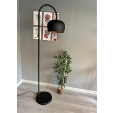 Siyah Lambader Modern Dekoratif Metal Oturma Odası Çalışma Odası Zemin Lambası