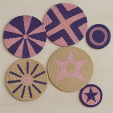 Pembis El Boyamasi Hasir Duvar Tabaklari