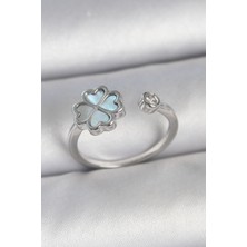 Pirinç Gümüş Renk Mavi Mineli Yonca Model Zirkon Taş Detay Ayarlanabilir Kadın Yüzük