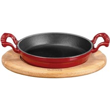 Döküm Yuvarlak Sahan Döküm Demir Yekpare Çift Kulplu Kayın Servis Ahşabı. ÇAP(Ø)16CM.