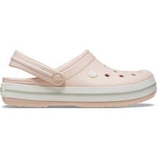 Crocs Kadın Terlik Düz Topuklu Pembe Kaymaz Taban ve Ortopedik Özellikler