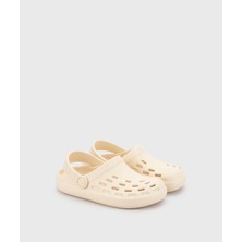 25-32 Numara Arası Igor Kaydırmaz Sport Terlik - Fil Dişi