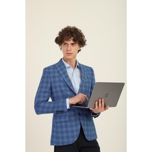 Lacivert Renk,kareli Desen,iki Düğme Çift Yırtmaç Sivri Yaka Slim Fit Kalıp | Agustini