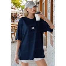 Kadın Lacivert Free Life Bisiklet Yaka Oversize Salas T-Shirt