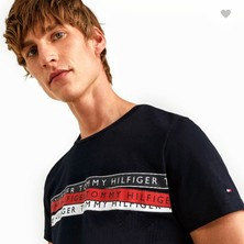 Göğüsde Renk Şeritli Erkek T-Shirt