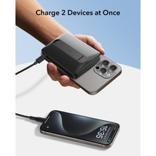 Esr 10000 Mah Taşınabilir Şarj Cihazı Halolock Qi2 Kickstand Magsafe Dijital Göstergeli Standlı Powerbank - Beyaz