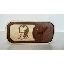 Atatürk Motifli Imzalı Ahşap Dekoratif El Yapımı Hediyelik Masa Saati-1