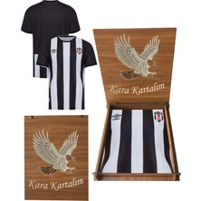 Beşiktaş Lisanslı Çubuklu Forma 3 - 4 Yaş Hediyelik Ahşap Kutulu Kara Kartalım Siyah - Beyaz
