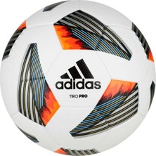 5 Numara Tiro Fifa Onaylı Pro Maç Topu Pompa Dahil Değildir Beyaz