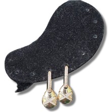 Sallantılı x Desenli Çelik Taşlı Küpe