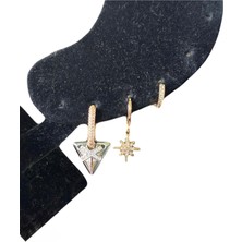 Üçgen Sallantılı Yıldızlı Üçlü Taşlı Çelik Küpe