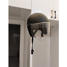 Duvara Monte Motor Kask Askılığı – Şık ve Dayanıklı Tasarım