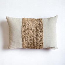 Romance - Doğal Keten Rafya Dokunuşlu Dikdörtgen Kırlent Kılıfı - 50 x 35 cm  Sütlü Kahve Tarçın Krem