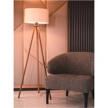 Mediterian Ahşap tripod lambader, şık ve modern ev dekorasyonu için ideal, krem kahve renkli