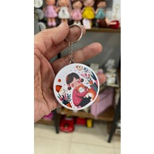 Kişiye Özel Anahtarlıklı Açacaklı Buton Rozet 58MM 9 Adet - Arletikettasarım