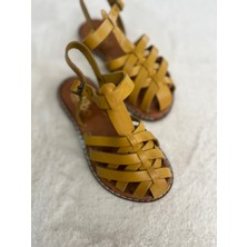 Kız Cocuk Hardal Rengi Deri Sandalet